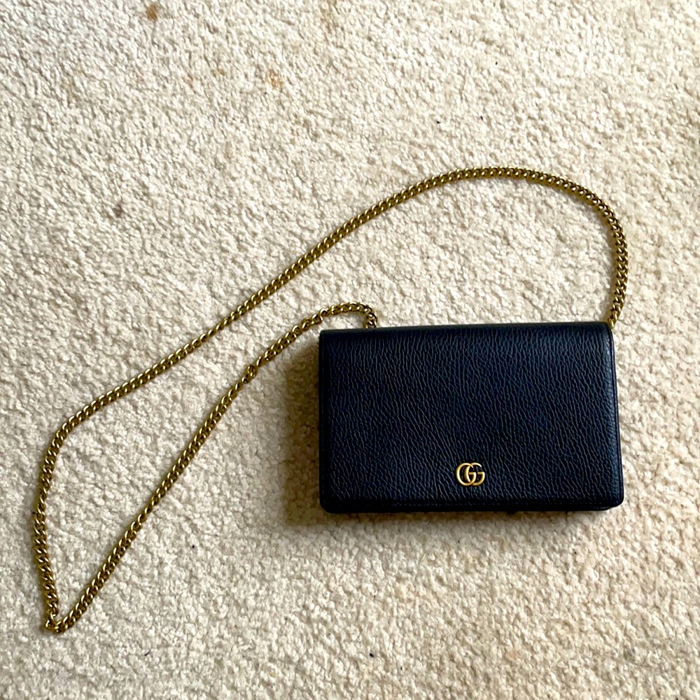 GG Marmont leather mini chain bag